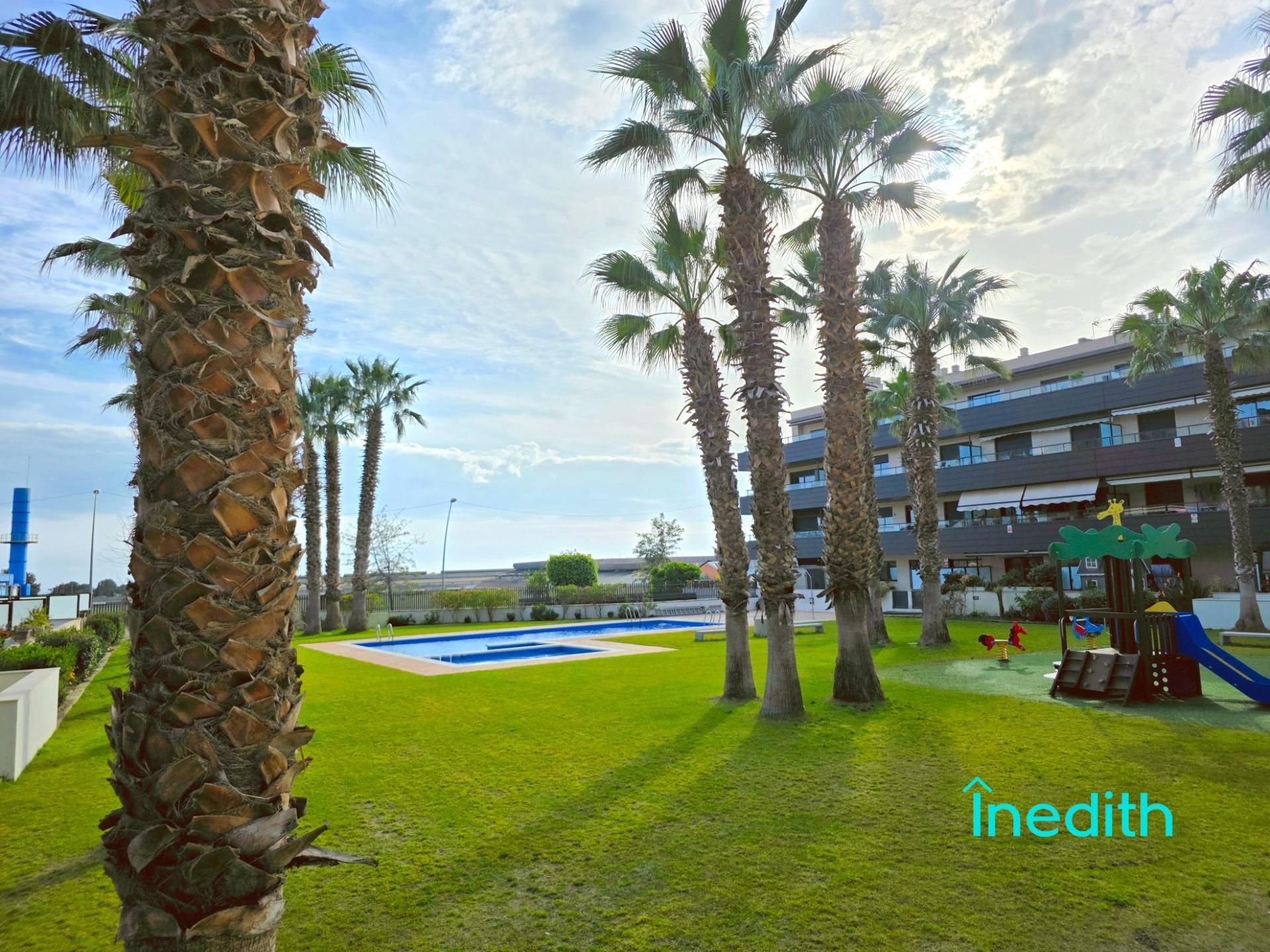Garden of Flat for sale in Vilanova i la Geltrú  with Air Conditioner, Heating and Private garden
