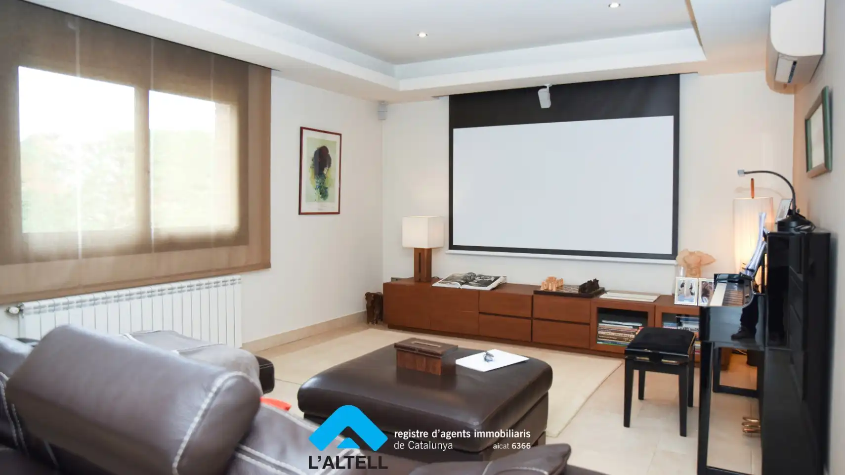 Sala de estar de Casa o chalet en venta en La Garriga con Aire acondicionado, Calefacción y Terraza