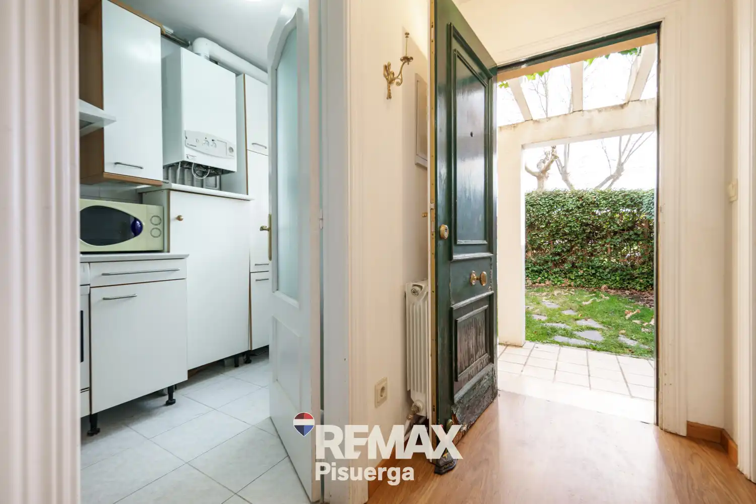 Vista exterior de Casa o chalet en venta en Simancas con Calefacción, Terraza y Trastero