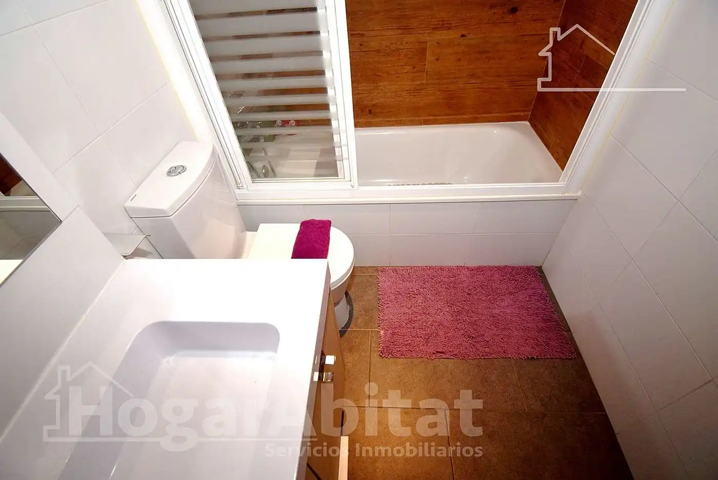 Bathroom of Flat for sale in Onda  with Air Conditioner, Terrace and Storage room