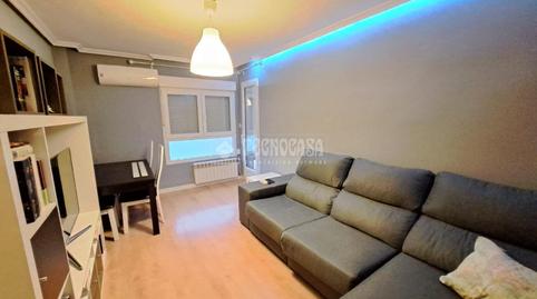 Foto 3 de Pis en venda a Reyes, Madrid