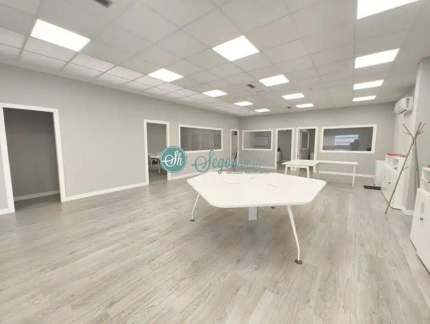 Office for rent in Segovia  with Heating