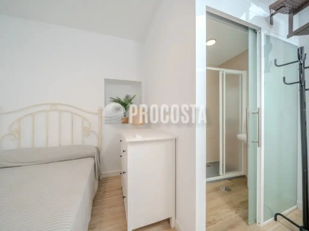 Bedroom of Detached homes for sale in Almuñécar  with Air Conditioner, Terrace and Furnished