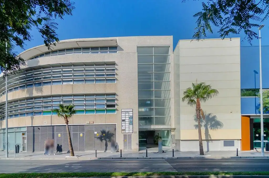 Exterior view of Commercial properties for sale in Cádiz