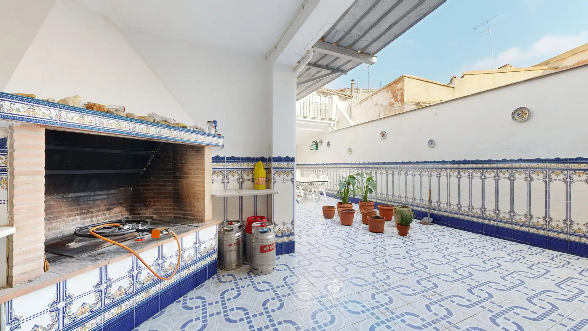 Terrassa de Casa o xalet en venda en Chiva amb Terrassa i Traster