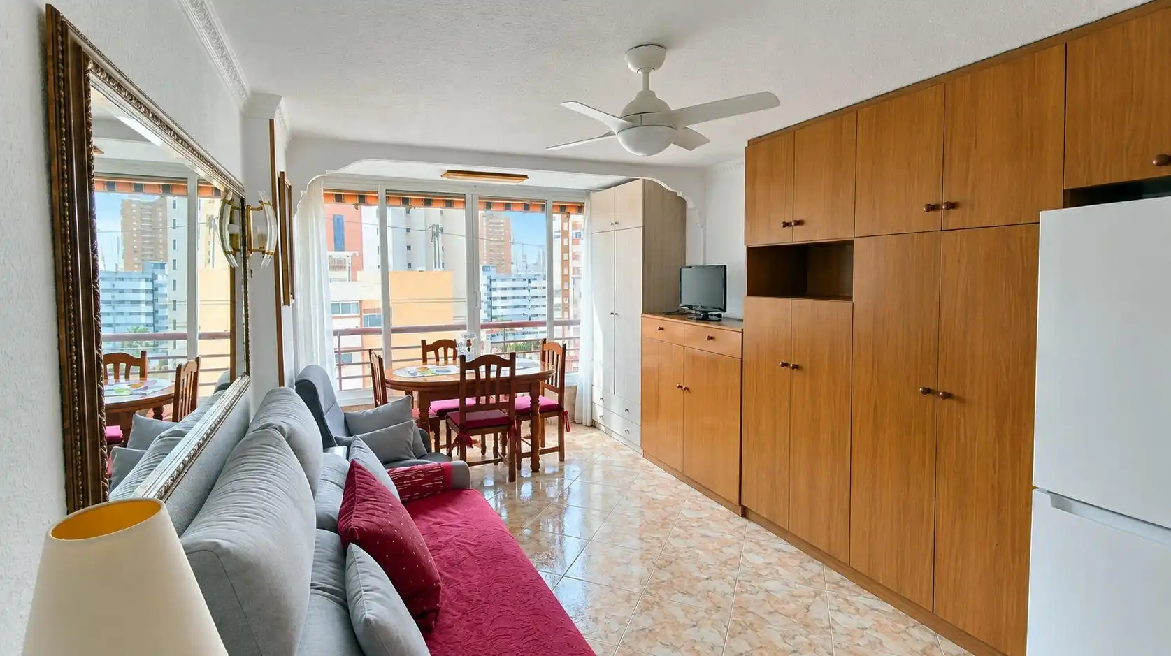 Flat with pool for sale in Calle Londres 4, imagen 2