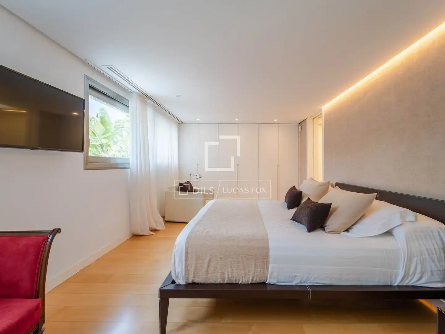 Habitación de Casa o chalet en venta en Godella con Aire acondicionado, Calefacción y Jardín privado