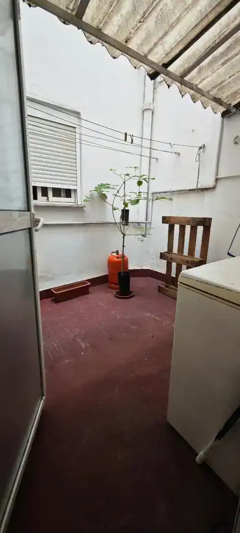 Terraza de Piso para compartir en Córdoba con Aire acondicionado, Parquet y Amueblado