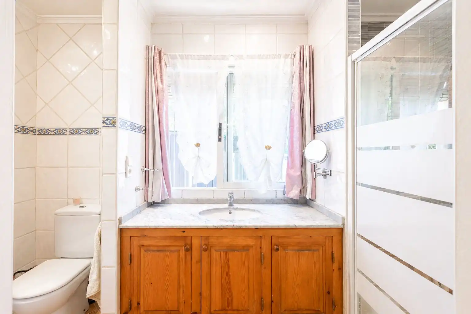 Bathroom of Houses for sale in Jávea / Xàbia  with Air Conditioner, Heating and Private garden