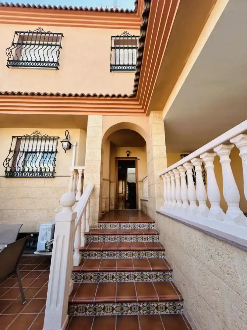 Casa o xalet en venda en Huércal de Almería amb Aire condicionat i Balcó