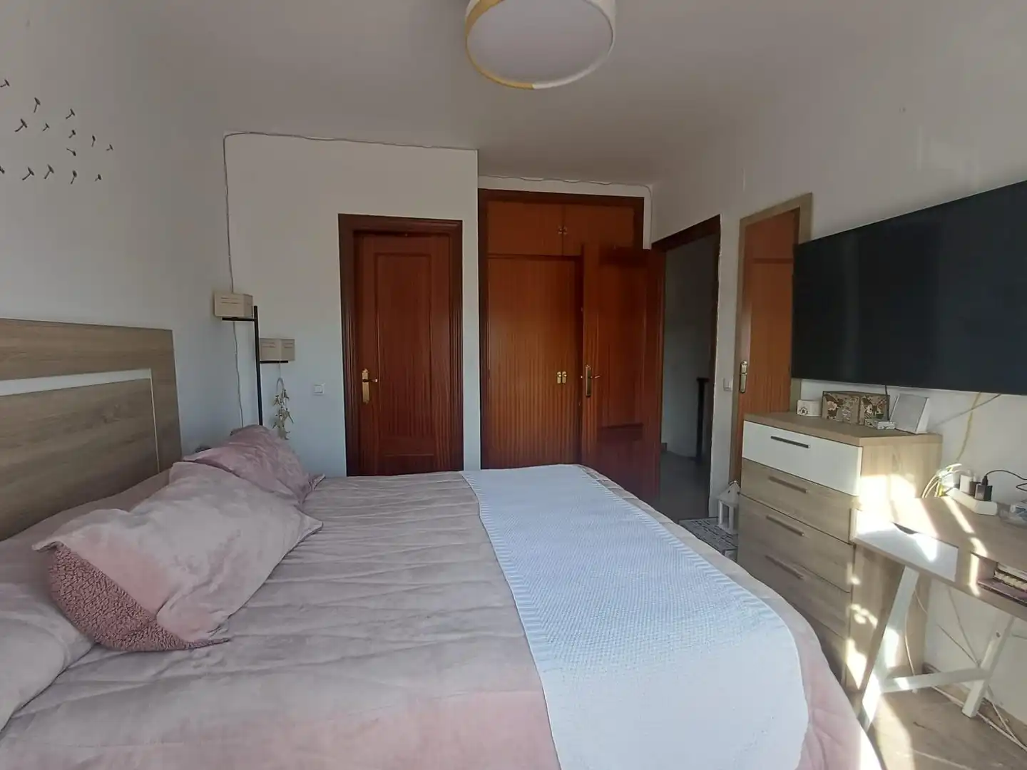 Schlafzimmer von Einfamilien-Reihenhaus zum Verkauf in Coria del Río