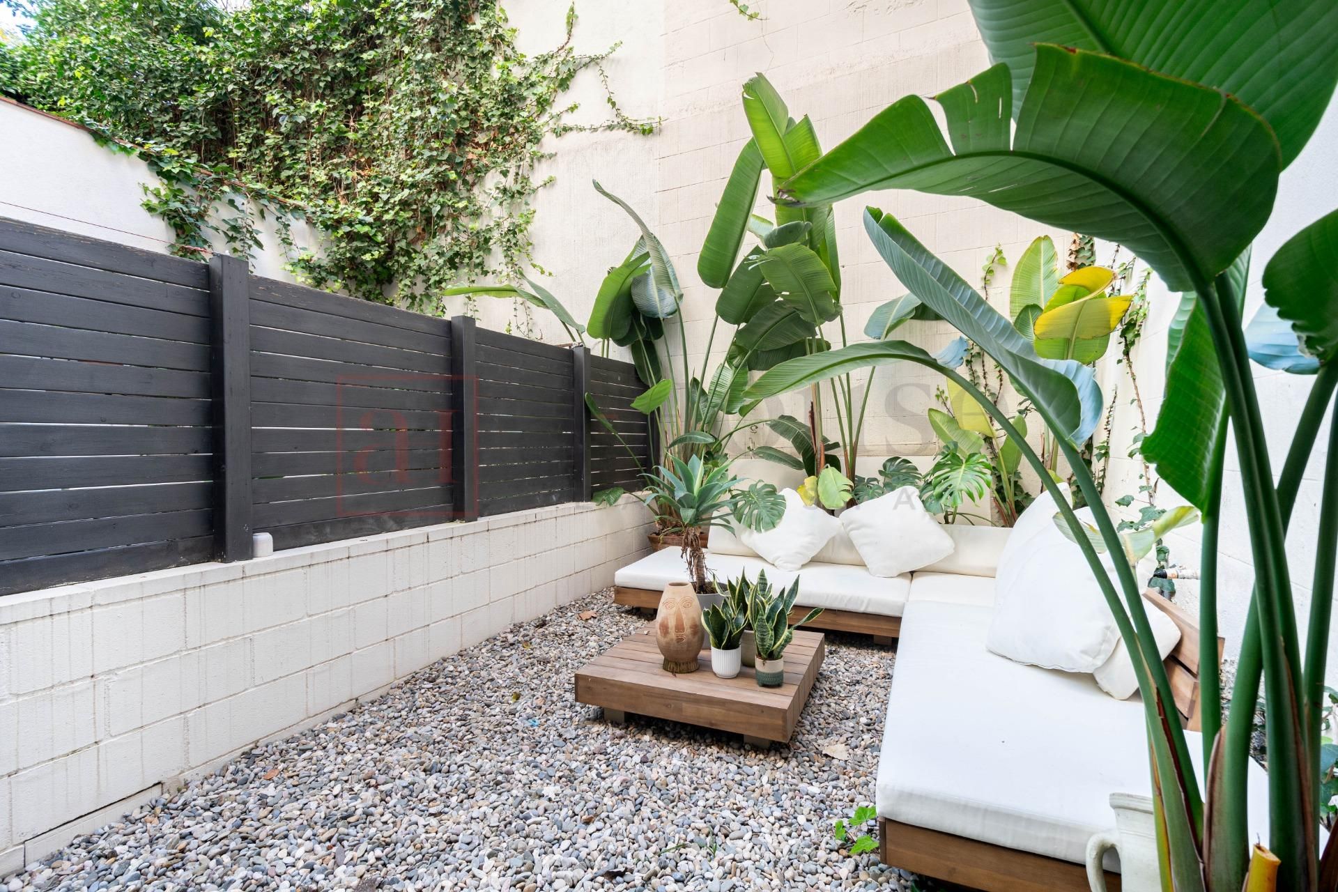 Terrace of Duplex for sale in  Barcelona Capital  with Air Conditioner, Heating and Private garden