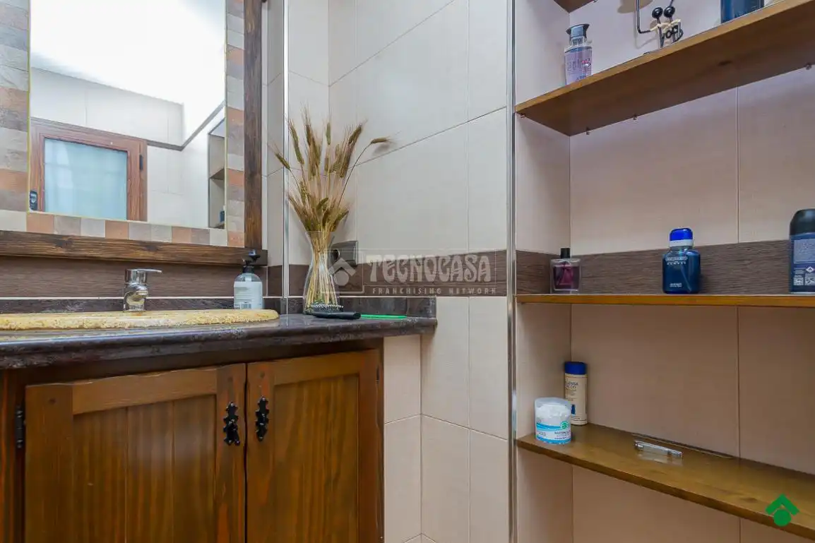 Baño de Dúplex en venta en Albolote con Aire acondicionado y Calefacción