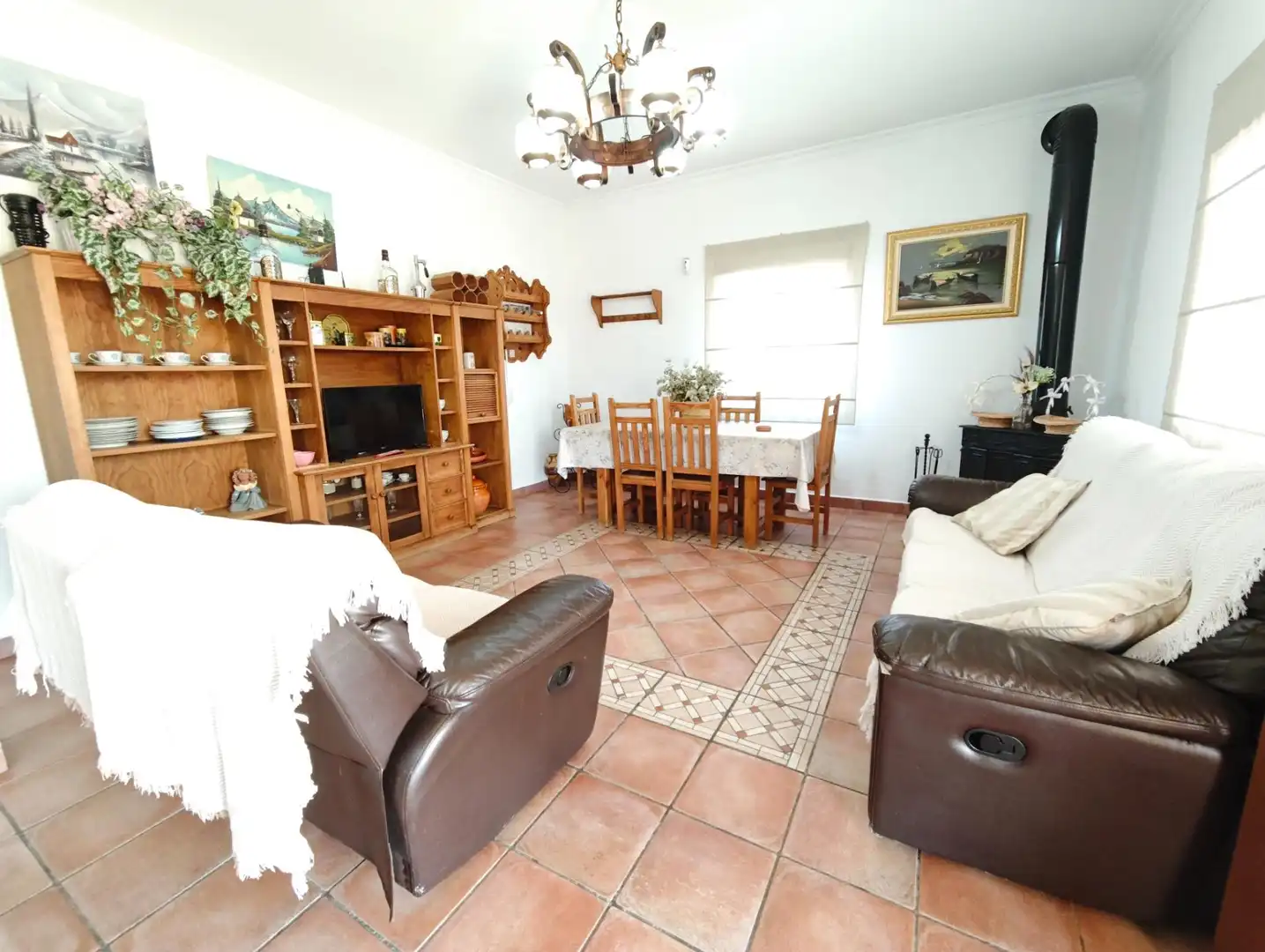 Sala de estar de Finca rústica en venta en Cártama con Aire acondicionado, Calefacción y Jardín privado