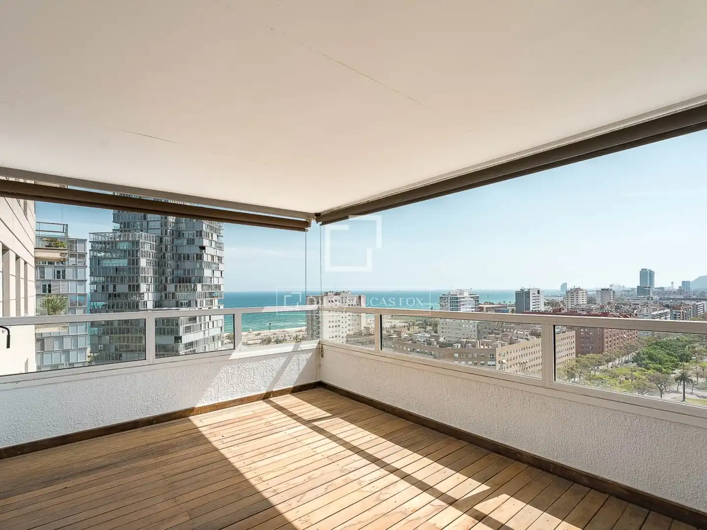 Terrasse von Wohnung zum Verkauf in Barcelona mit Klimaanlage, Heizung und Abstellraum