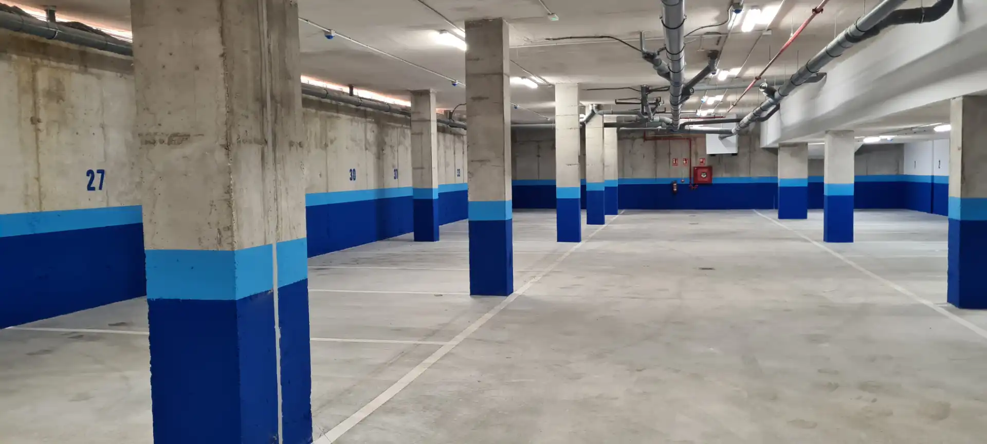 Parking de Ático en venta en Sevilla con Aire acondicionado, Calefacción y Terraza