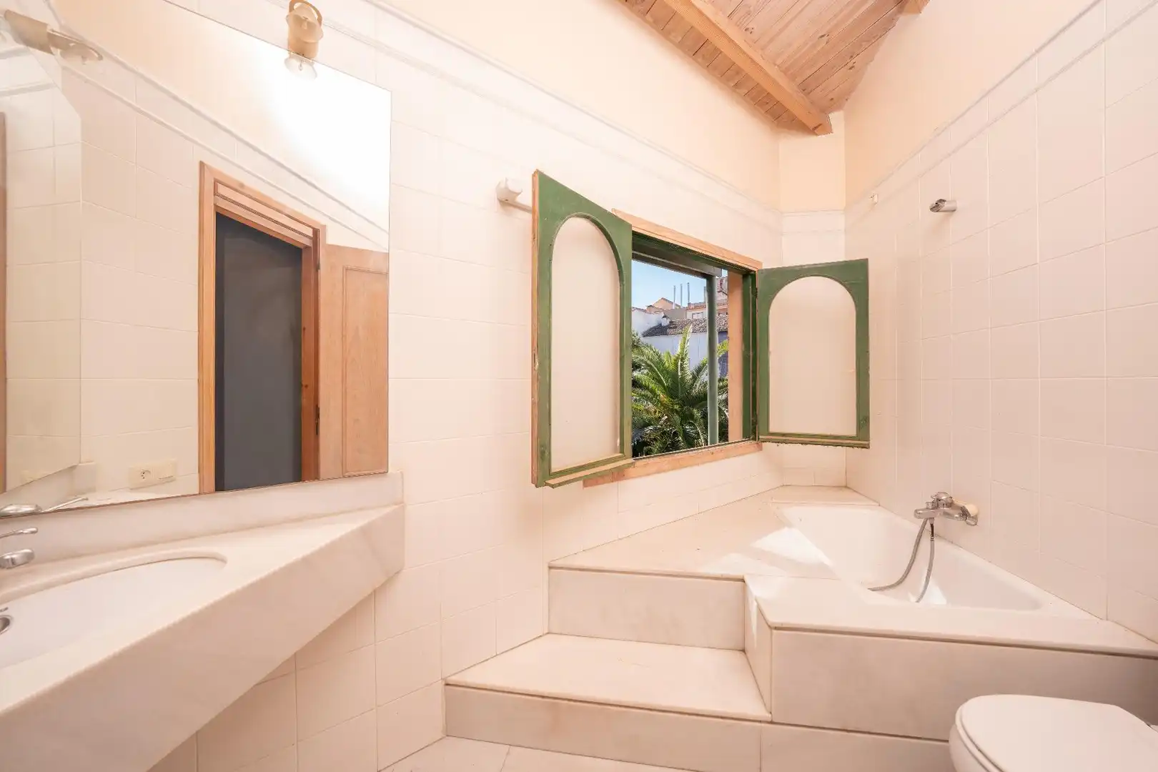 Bathroom of Houses for sale in Almansa  with Heating, Private garden and Terrace