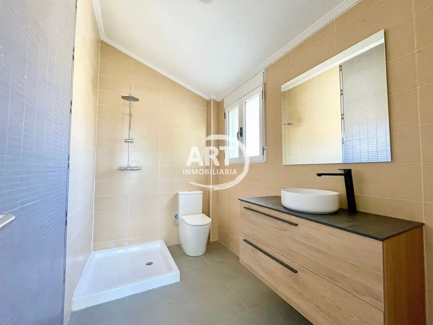 Badezimmer von Haus oder Chalet zum Verkauf in San Antonio de Benagéber mit Heizung, Terrasse und Abstellraum
