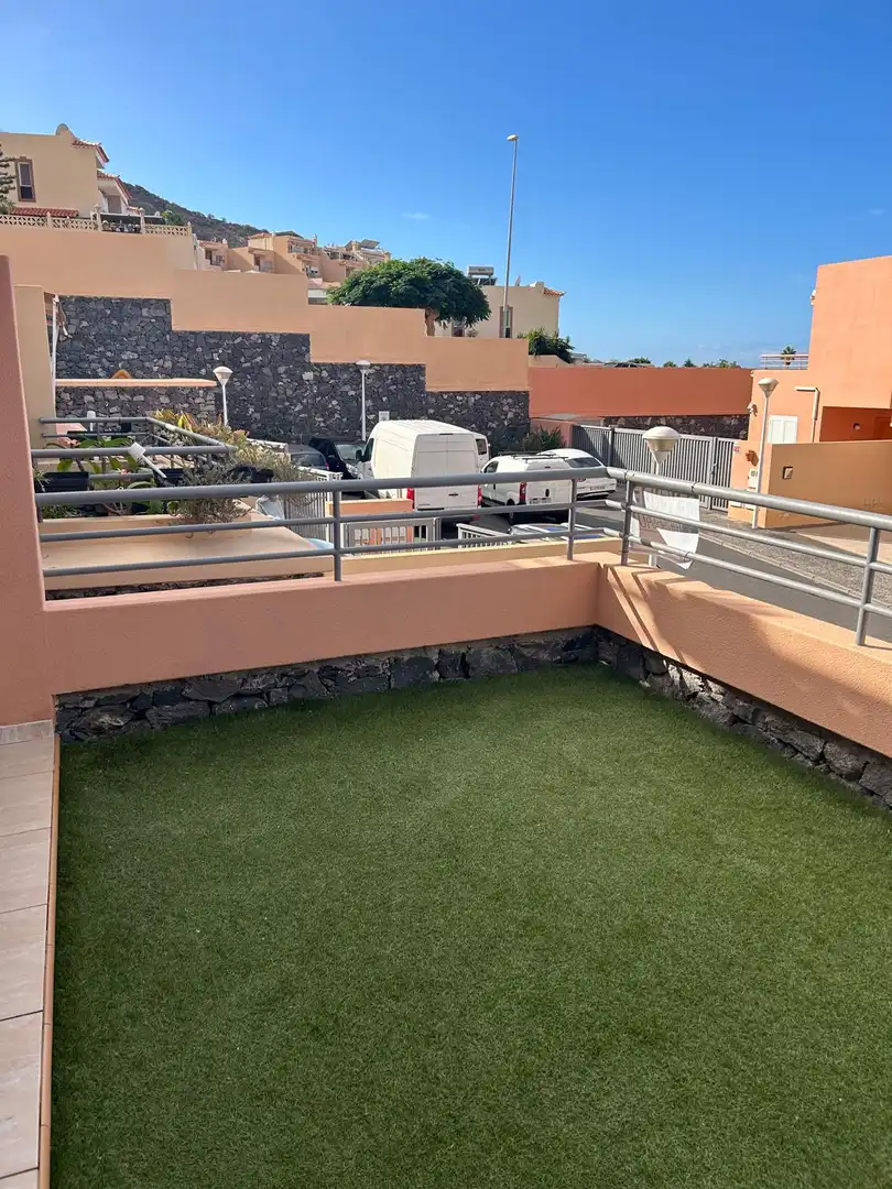 Terrassa de Casa adosada en venda en Adeje amb Aire condicionat, Terrassa i Moblat
