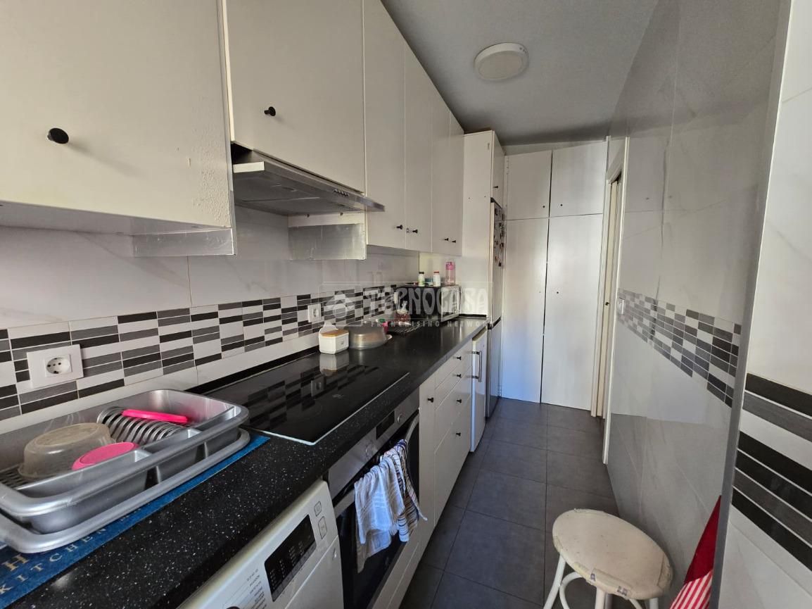 Piso en venta en C. Vicente Camarón, Puerta del Ángel, Latina