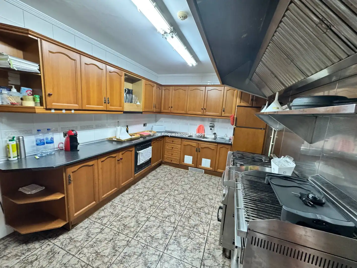 Cuina de Casa o xalet en venda en Binéfar amb Aire condicionat, Calefacció i Jardí privat