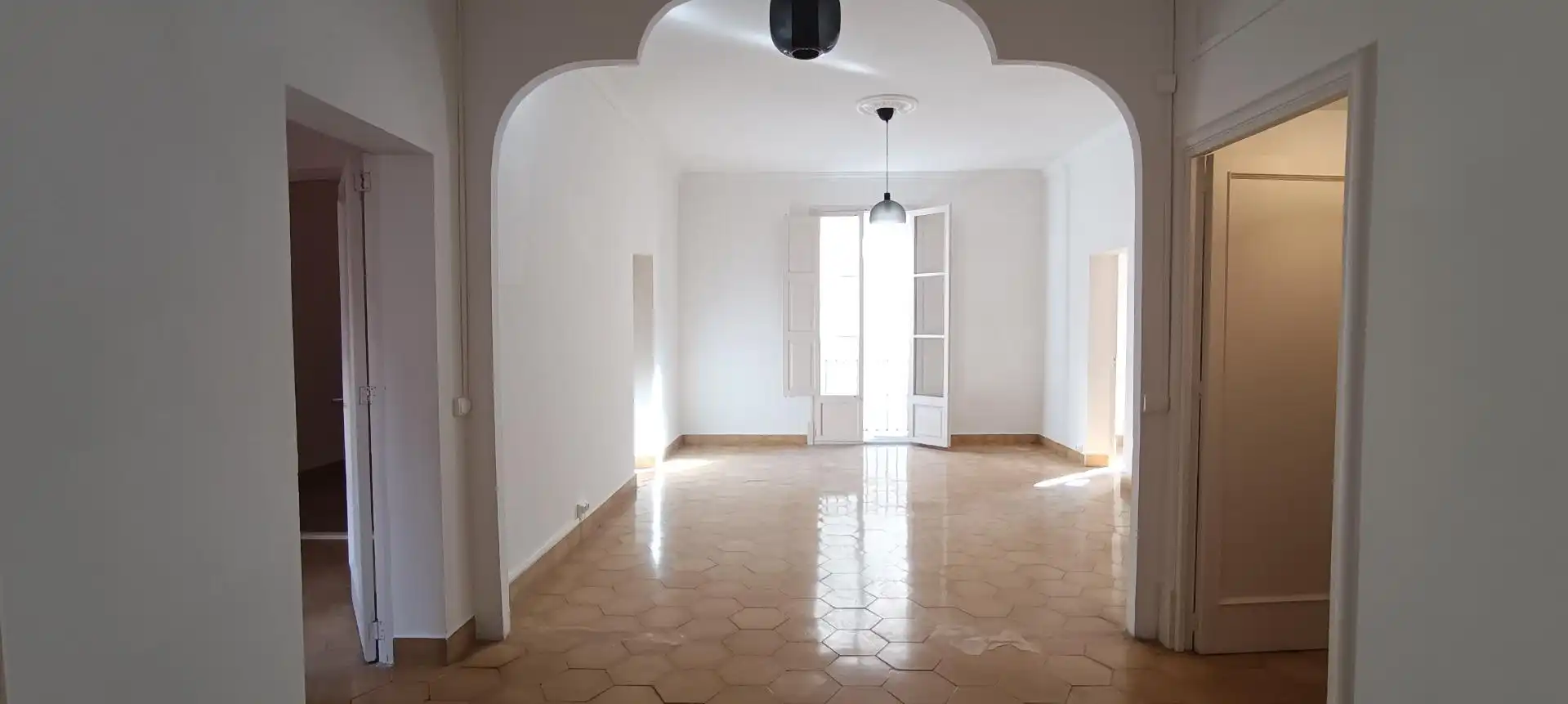 Flat for rent in  Palma de Mallorca  with Air Conditioner and Balcony