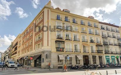 Vista exterior de Dúplex en venda en  Madrid Capital amb Aire condicionat, Calefacció i Parquet