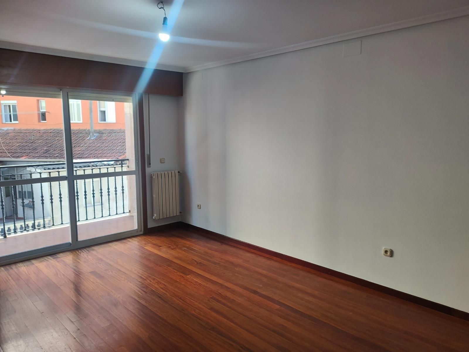 Bedroom of Flat for sale in Ourense Capital   with Storage room and Balcony