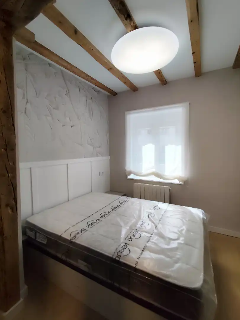 Dormitori de Pis en venda en Burgos amb Parquet