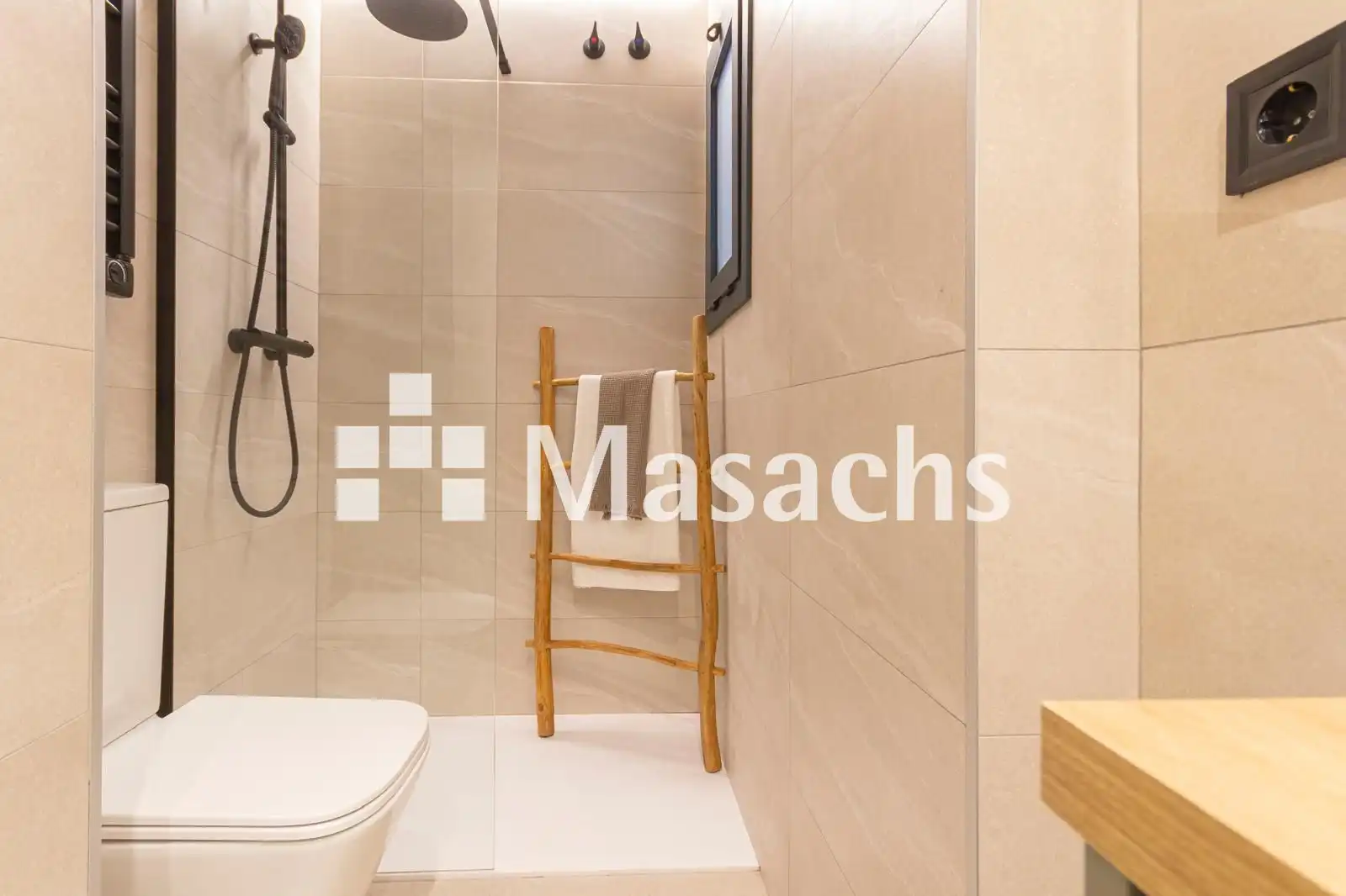 Baño de Ático en venta en Terrassa con Terraza
