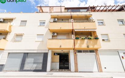Exterior view of Flat for sale in Calicasas  with Air Conditioner and Balcony
