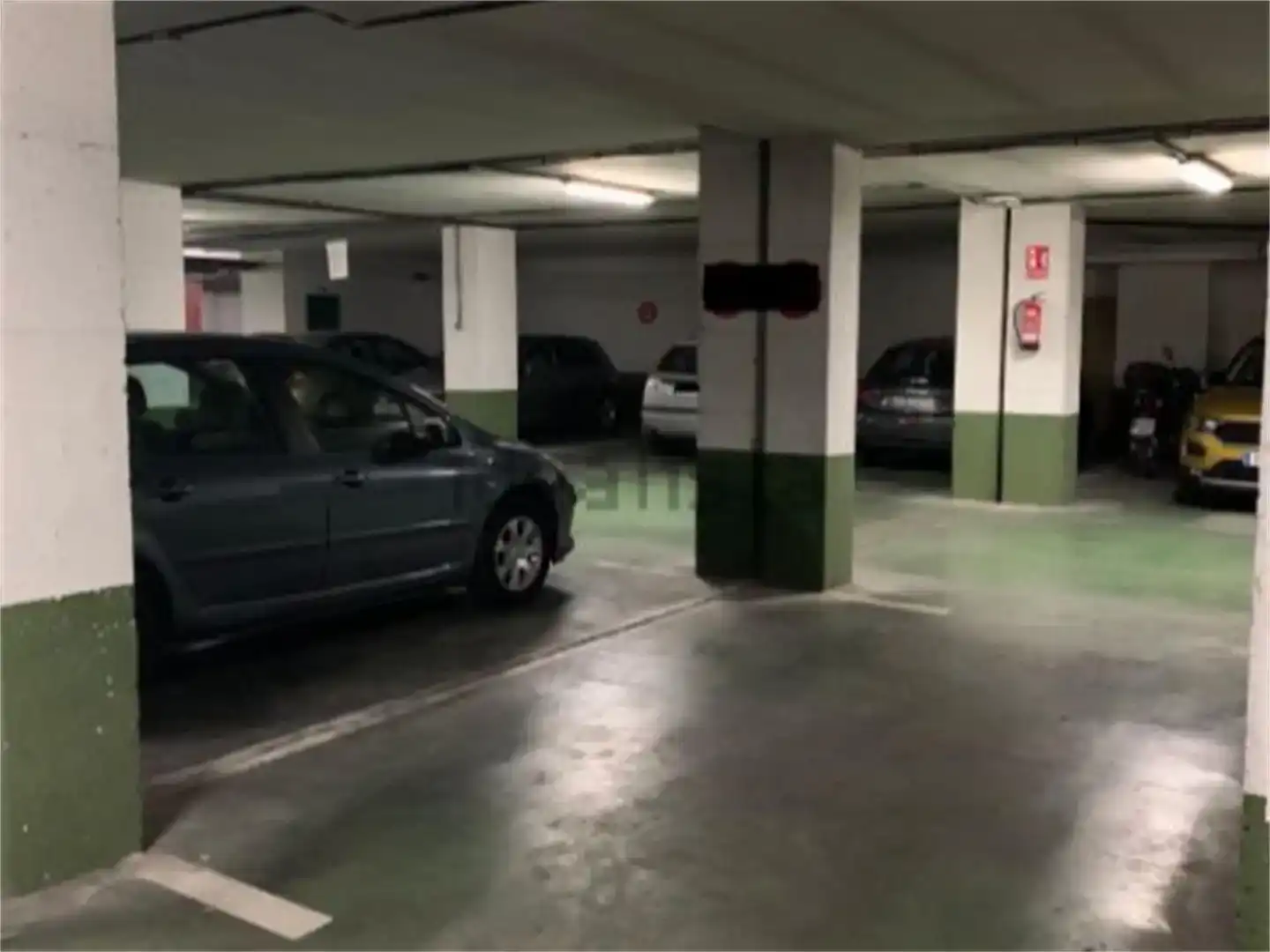 Parkplatz von Garage zur Miete in Granada