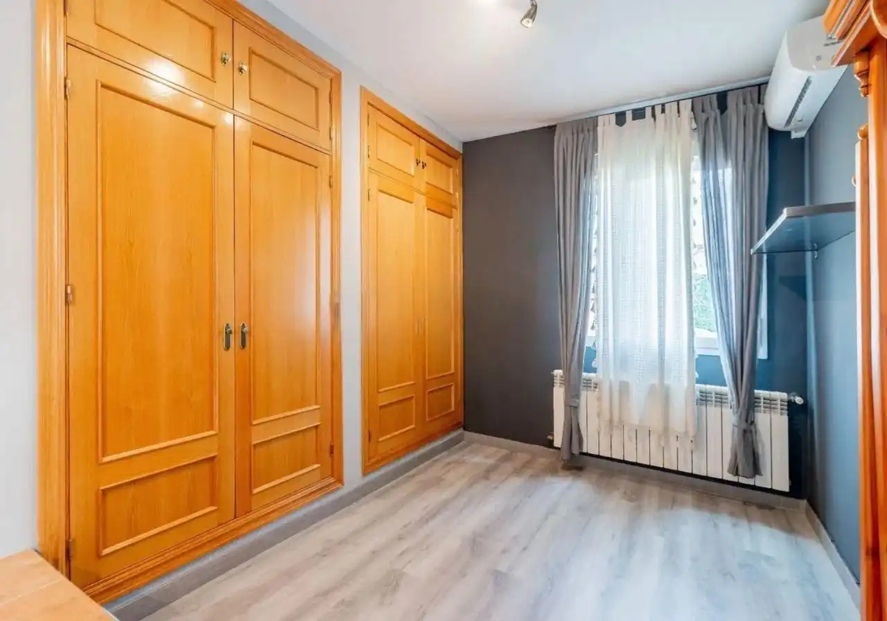 Habitación de Casa o chalet en venta en Robledo de Chavela con Aire acondicionado, Calefacción y Jardín privado