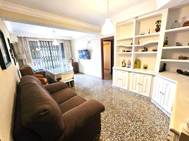 Piso en Venta en Calle Diego Ordoñez de Lara en Alegría de la Huerta- Jardín de Málaga