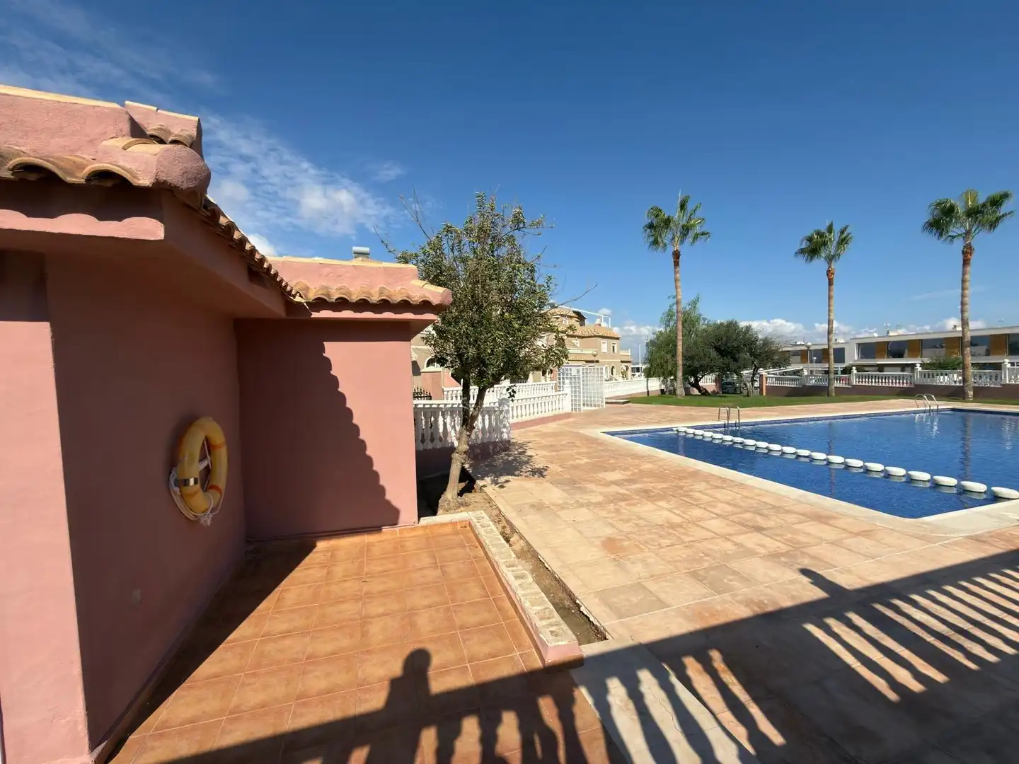 Bungalow amb terrassa en venda a Calle CRETA, imagen 2