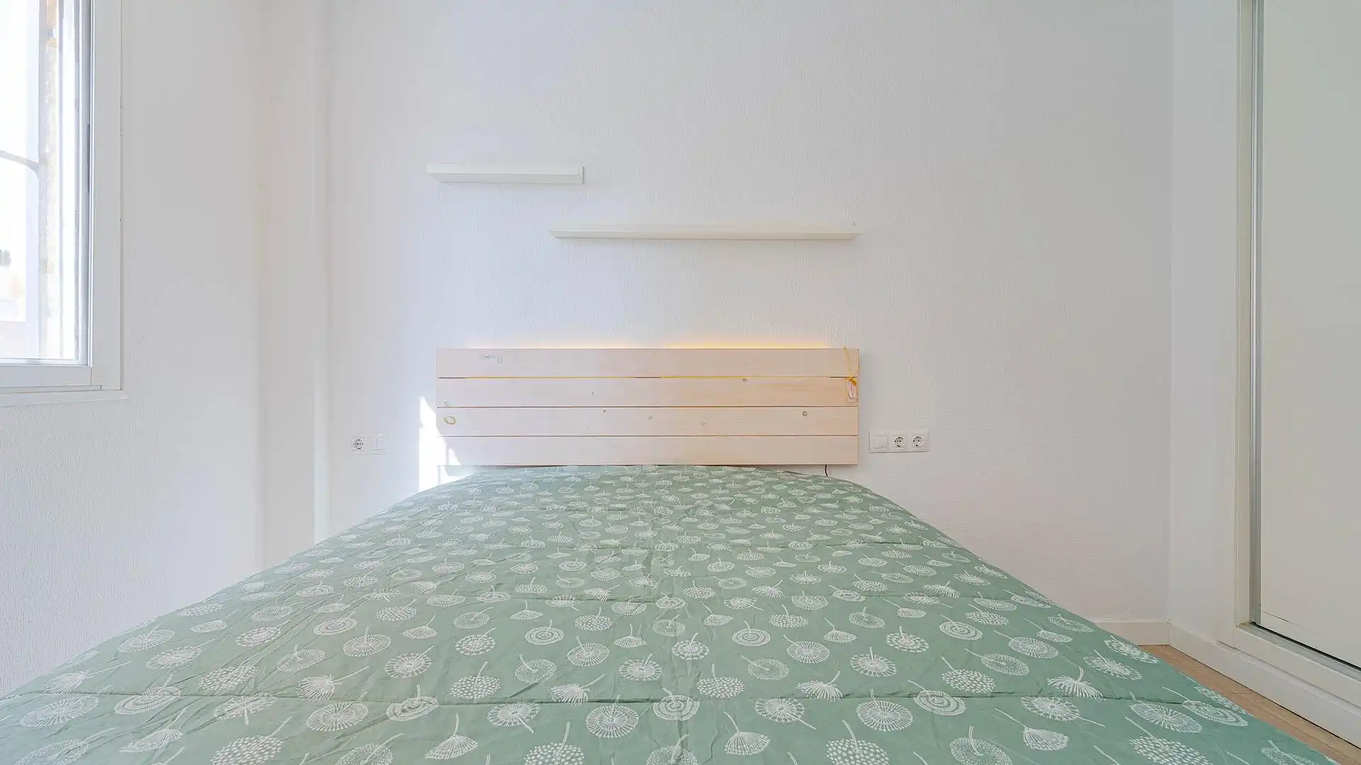 Habitación de Planta baja en venta en Torrevieja con Jardín privado, Terraza y Trastero