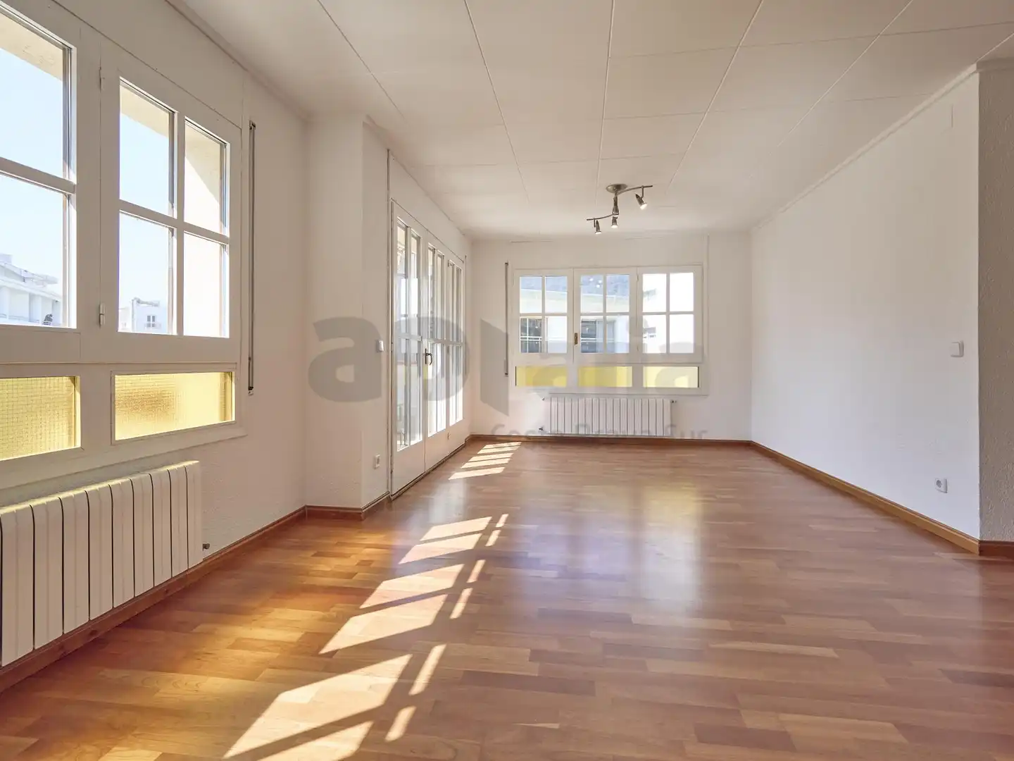 Living room of Flat for sale in Lloret de Mar  with Heating, Parquet flooring and Terrace