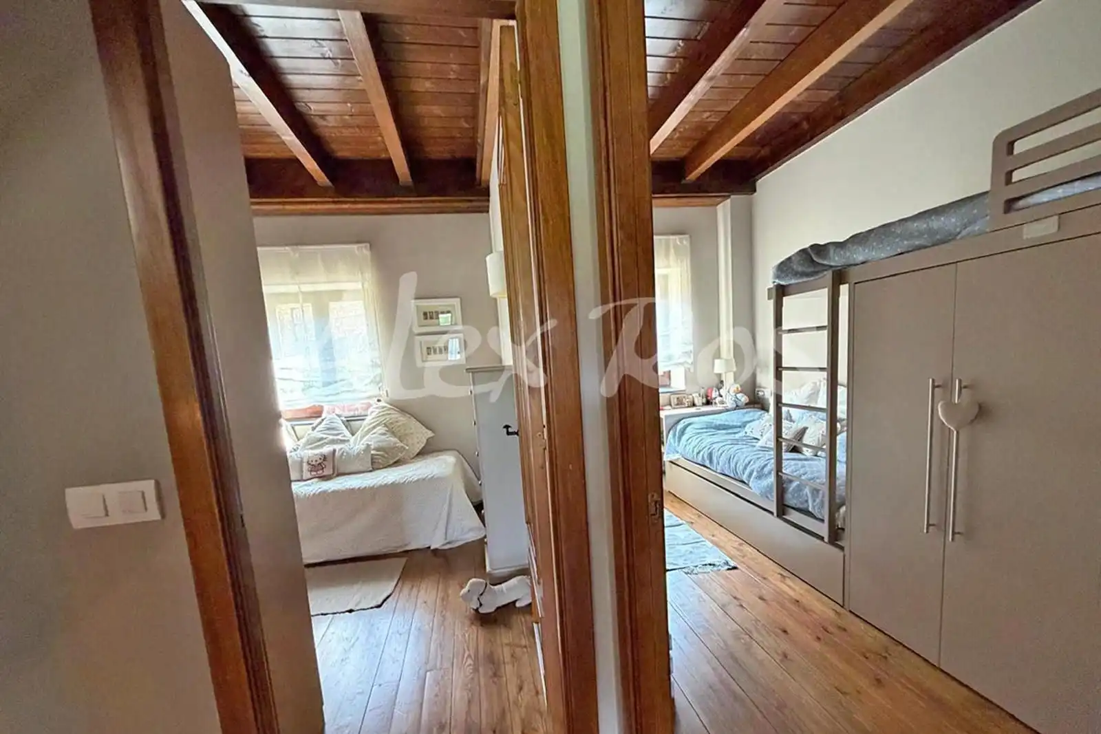 Dormitori de Casa o xalet en venda en Isòvol amb Calefacció, Terrassa i Traster