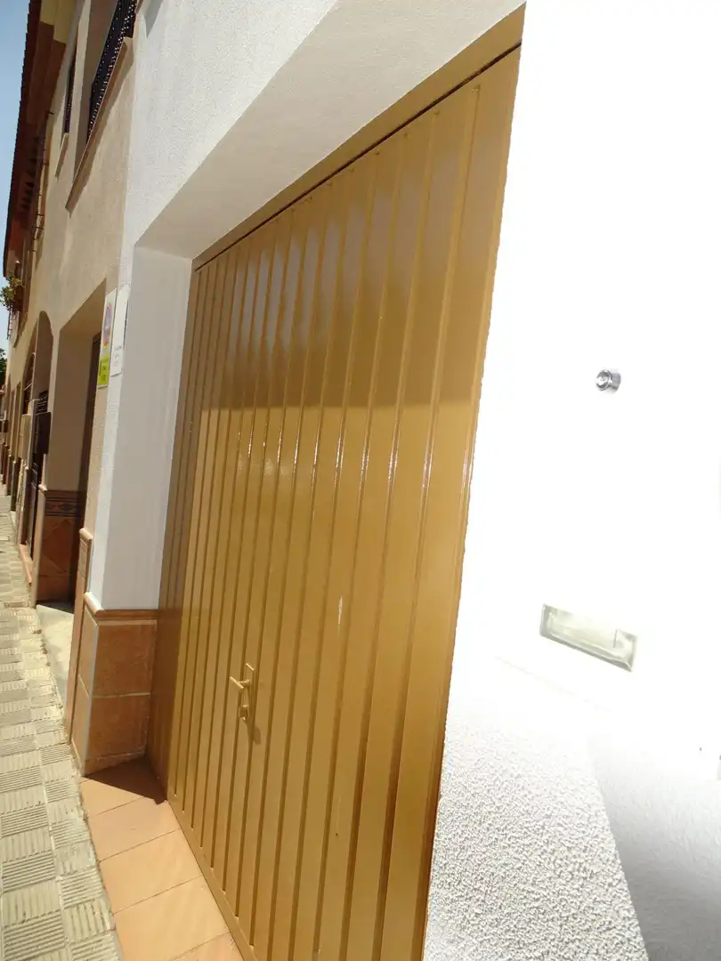 Casa o xalet en venda en Utrera amb Calefacció, Terrassa i Traster