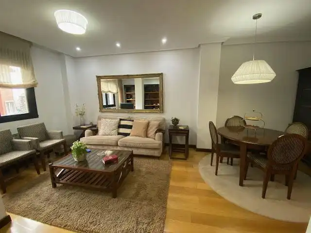 Sala de estar de Piso en venta en Oviedo  con Calefacción