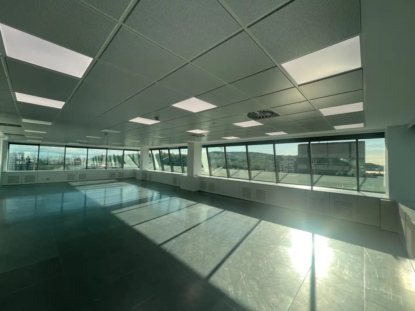 Oficina de alquiler en Barcelona con Aire acondicionado y Calefacción