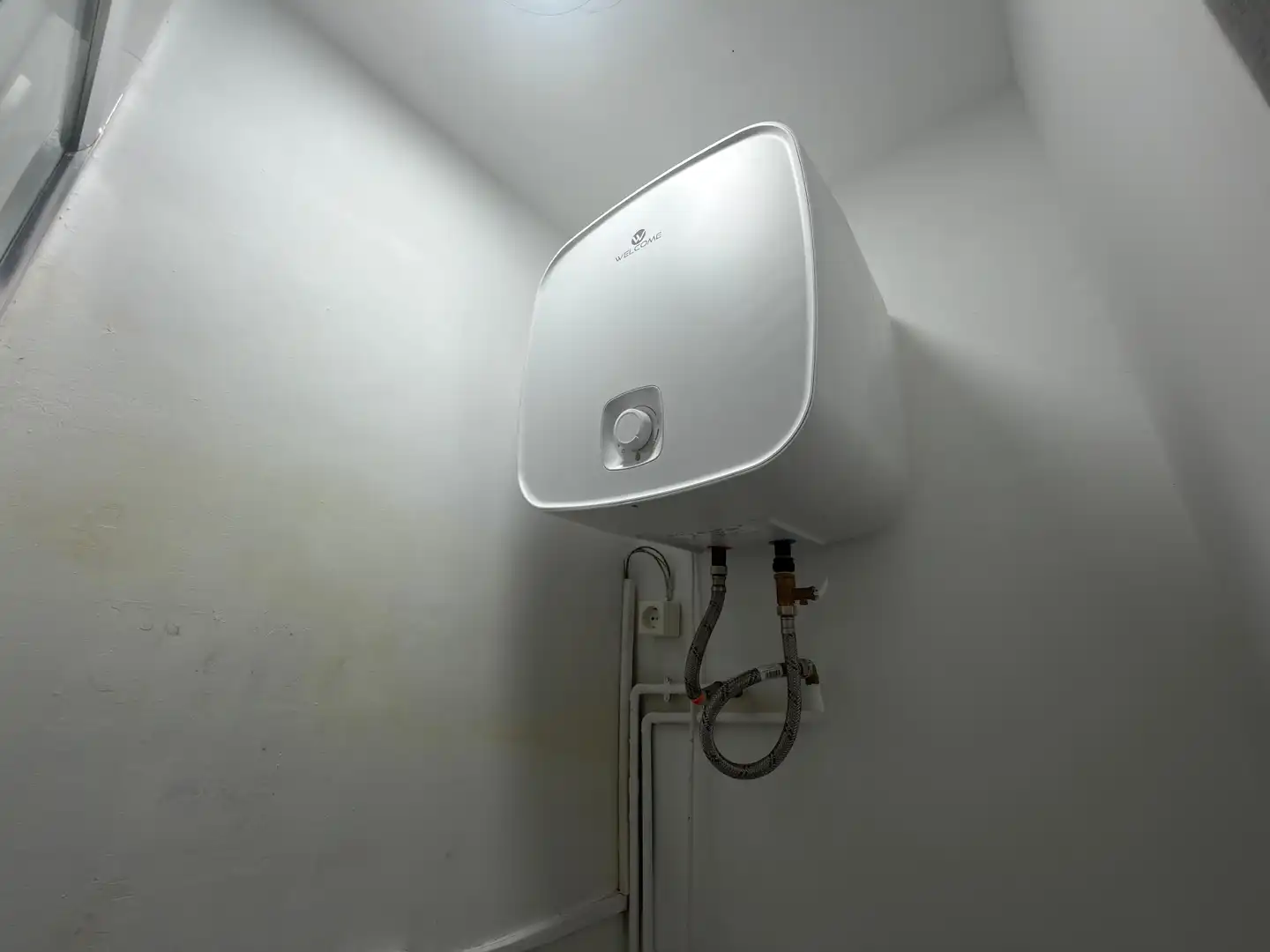 Baño de Local en venta en L'Hospitalet de Llobregat