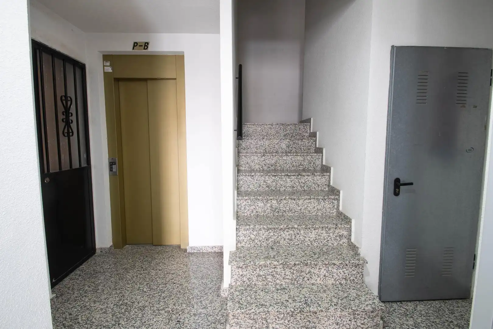 Piso en venta en Las Gabias con Terraza