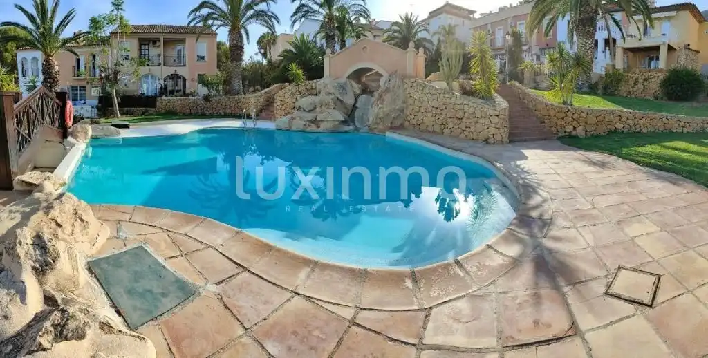 Piscina de Finca rústica en venta en Finestrat con Aire acondicionado, Terraza y Trastero