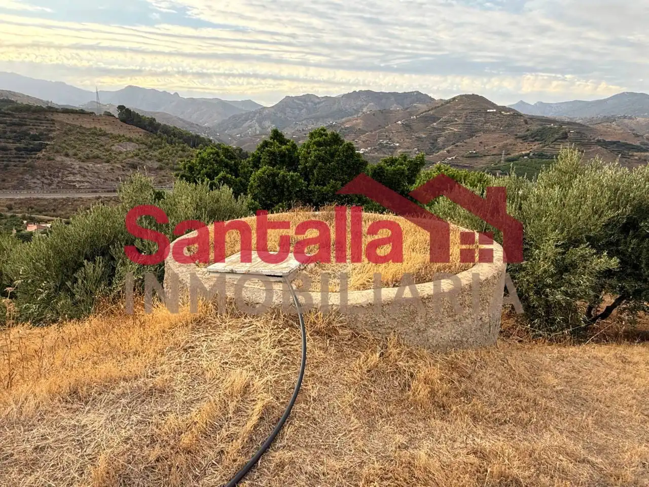 Country homes for sale in Almuñécar  with Private garden, Terrace and Furnished