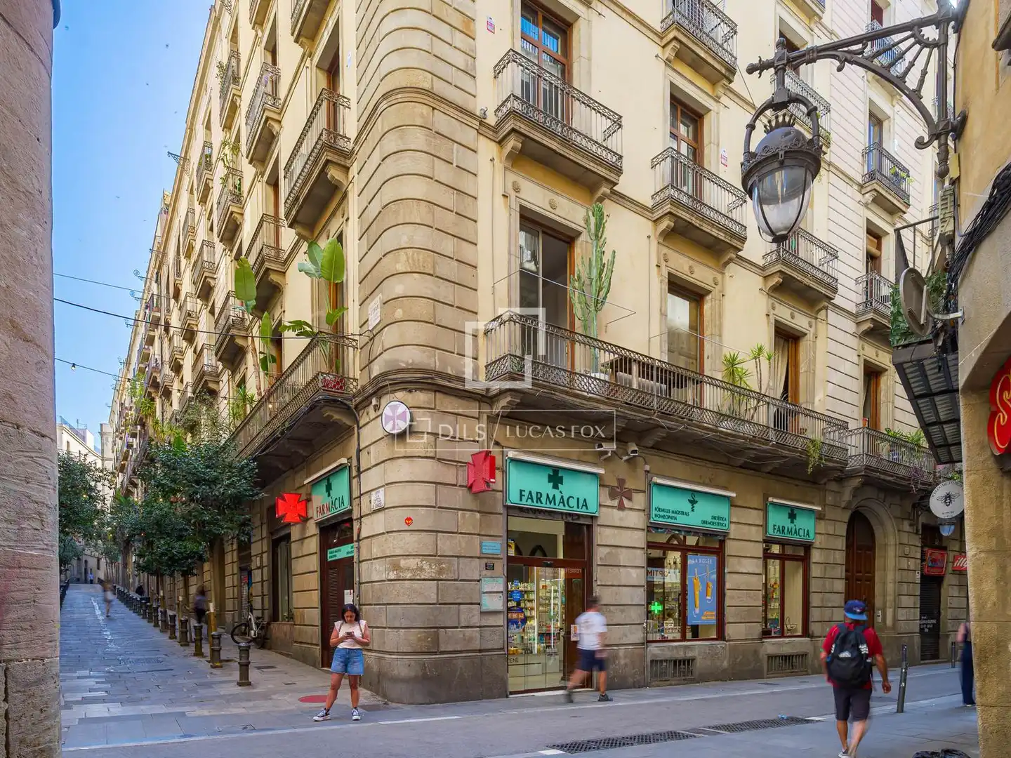 Vista exterior de Piso en venta en Barcelona con Aire acondicionado, Calefacción y Terraza