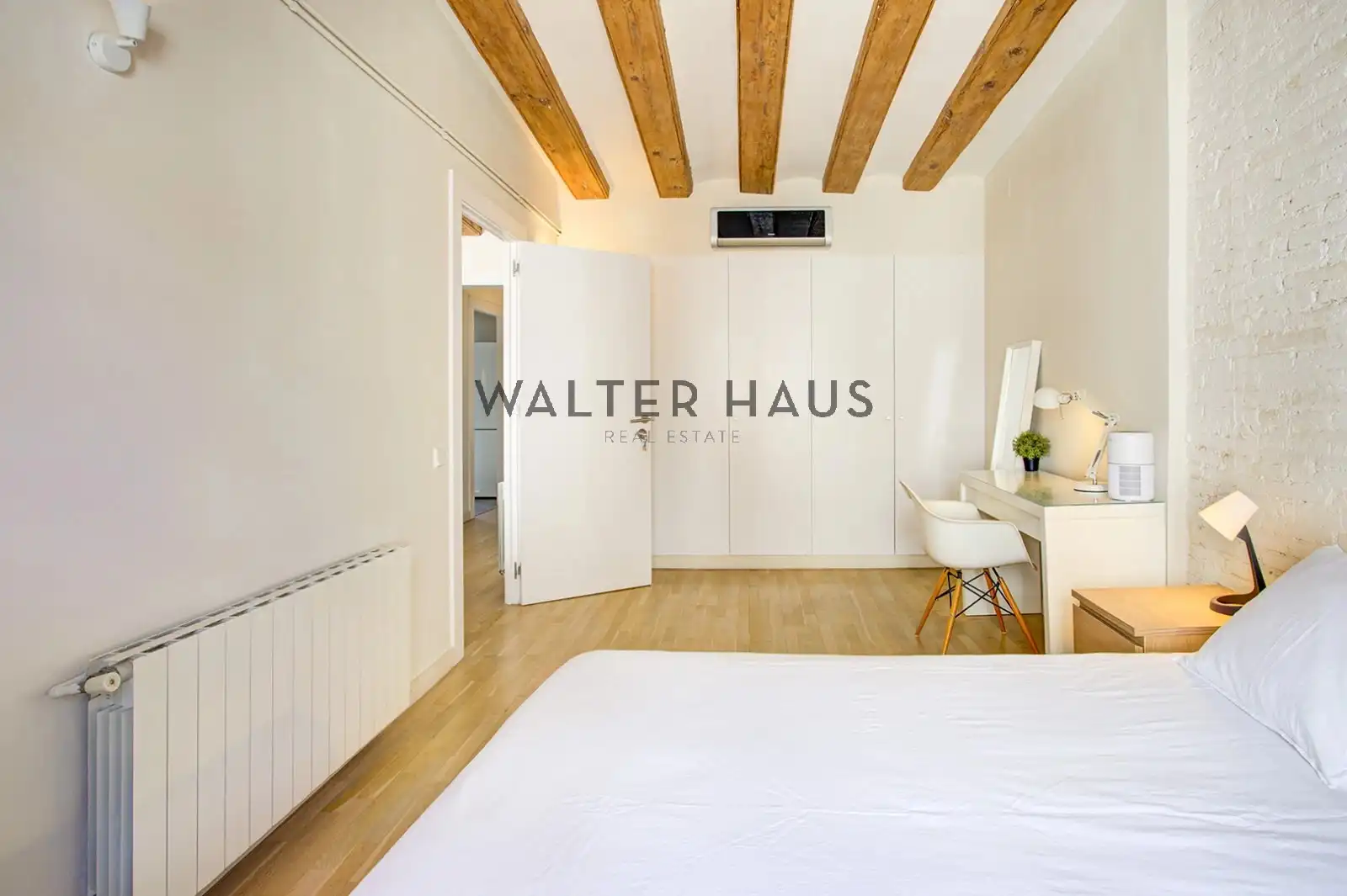 Habitación de Piso en venta en Barcelona con Aire acondicionado, Calefacción y Amueblado