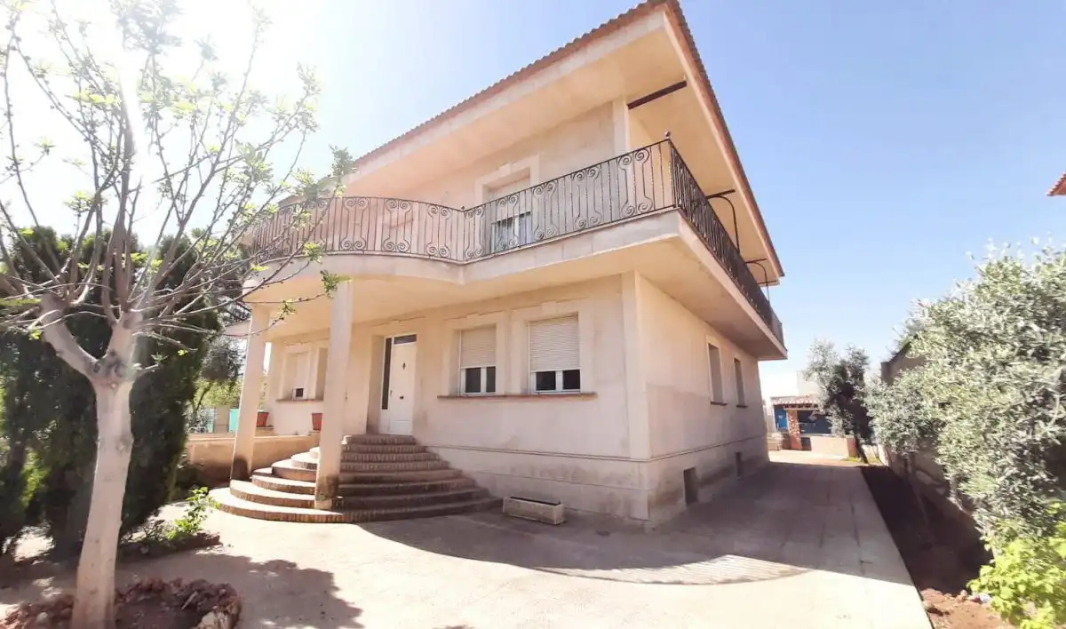 Chalet en venta en Valdepeñas