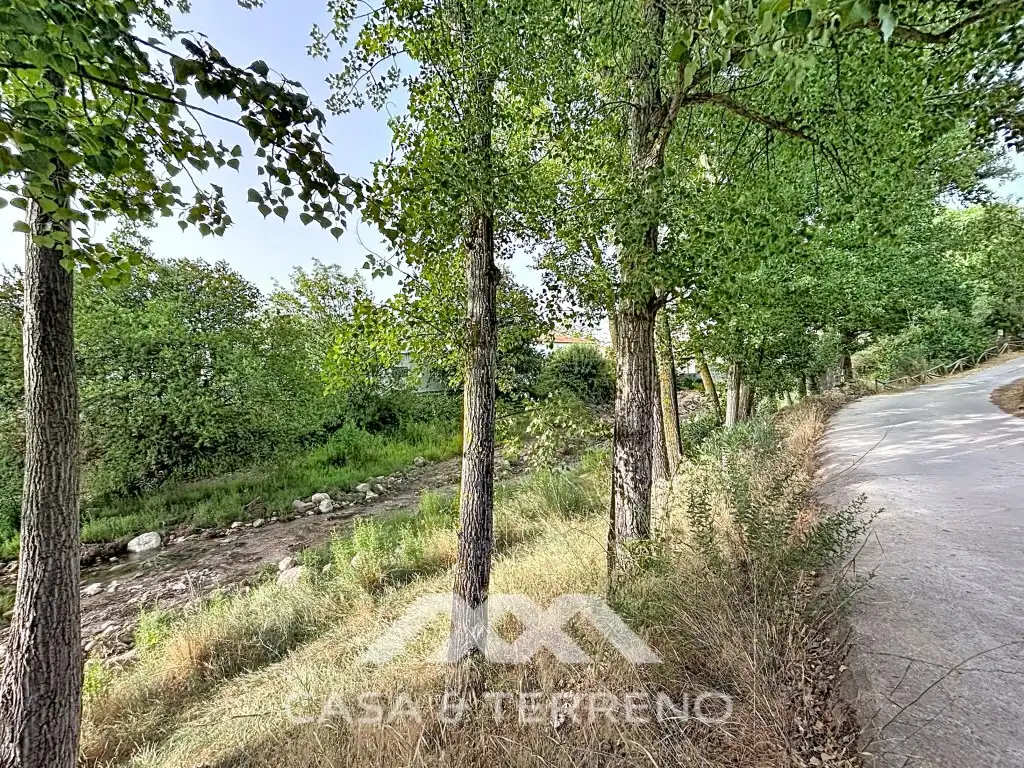 Casa o xalet en venda en El Burgo amb Aire condicionat, Jardí privat i Moblat