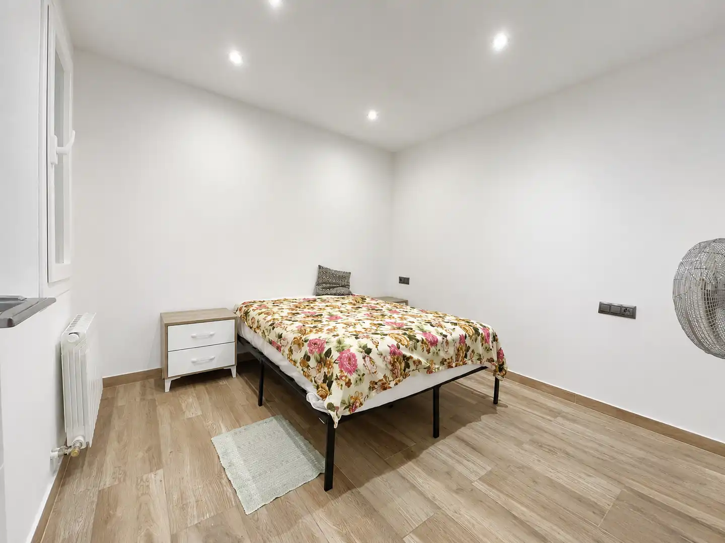Bedroom of Flat for sale in Torelló  with Heating